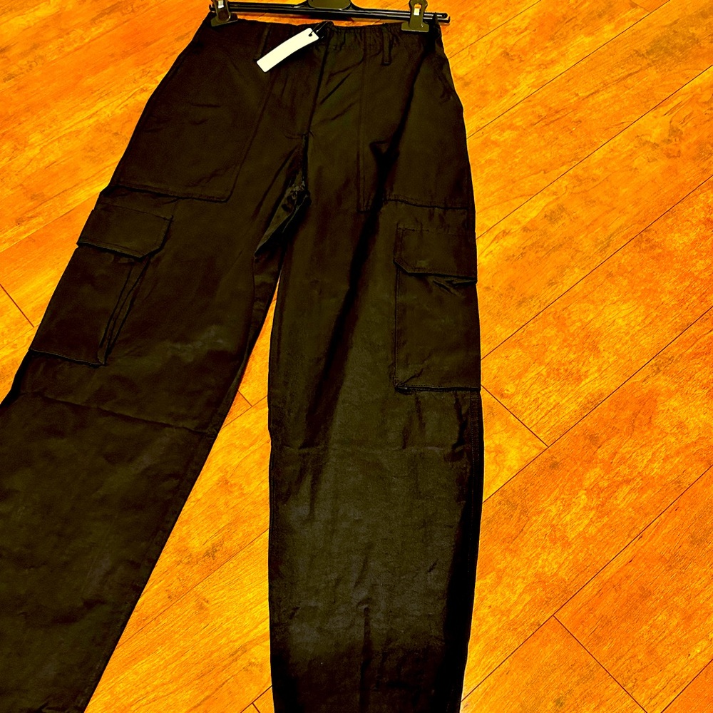 Cargo pants, black